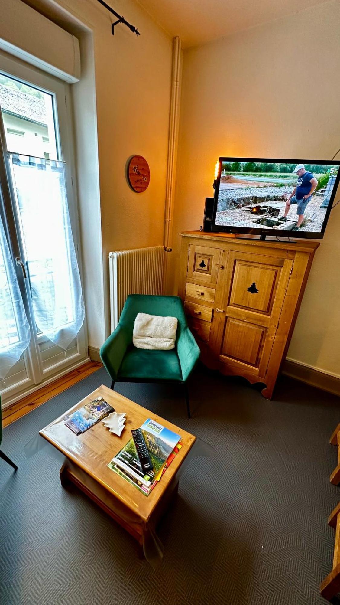 Les Montagnettes Apartment Екстериор снимка